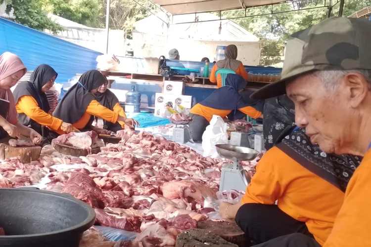 Kurban Masjid Al Husna GSP  Kota Cirebon Tembus 17 Sapi dan 28 Kambing
