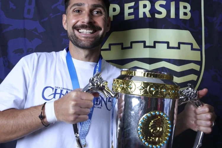 Persib dan Frans Putros Resmi Mengakhiri Kontrak Kerja Sama