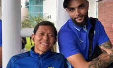 Pesan Kocak Adam Alis Lepas Layvin Kurzawa yang Pamit dari Persib