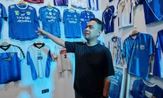 Jersey Persib dari Musim ke Musim Dipamerkan di Gulapadi Bandung