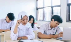 Disdik Jabar Tegaskan SMA/SMK Tetap Gratis, Wacana SPP Belum Jadi Kebijakan