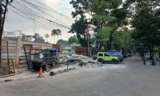 Trotoar Jalan Ambon Kembali untuk Pejalan Kaki, Garasi yang Viral Resmi Dibongkar