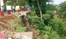 Pemprov Jabar Mulai Tangani Longsor Tebing Kebon Pedes, Pemkot Bogor Siap Bangun DPT