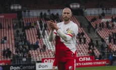Bek FC Utrecht Mike van der Hoorn Dikabarkan Bakal Merapat ke Persib