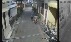 Kocak! Maling Motor di Surabaya Malah Tinggalkan Motor Sendiri