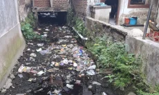 Selokan Kering di Argasari Timbulkan Bau Tak Sedap, Nyamuk, hingga Ganggu Air Sumur