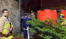 Bangunan Pesantren di Dago Terbakar