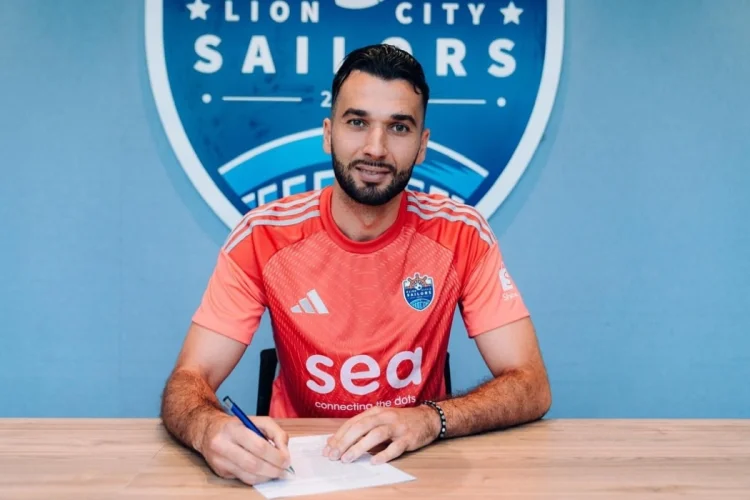 Bidik Kiper Asing, Persib Bandung Dirumorkan Incar Ivan Susak