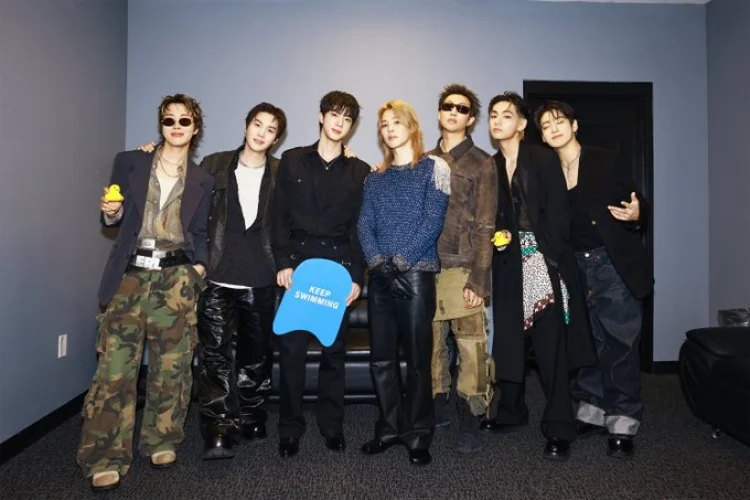 RM Ungkap Alasan BTS Tak Hadiri After Party AMAs 2026, Netizen: Bahasa Inggris lagi