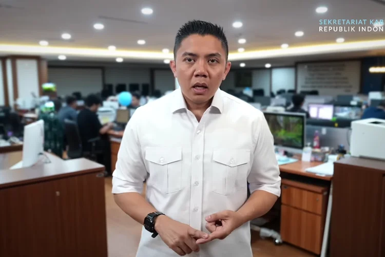Teddy Ungkap Presiden Pakai Uang Pribadi dalam Tambahan Biaya Perjalanan Luar Negeri?