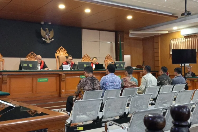 Proyek Belum Mulai, Ade Kuswara Kunang Sudah 'Titipkan' Sarjan ke Kadisdik Bekasi