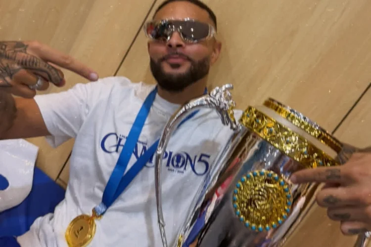 Resmi Pamit! Ini Alasan Layvin Kurzawa Tinggalkan Persib Bandung