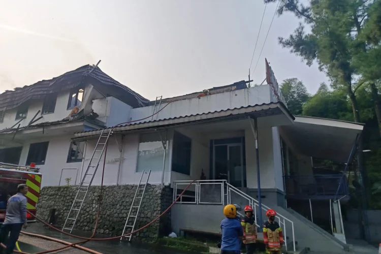 Tempat Pijat di Jalan Pajajaran Hangus Terbakar, Kerugian Capai Rp500 juta