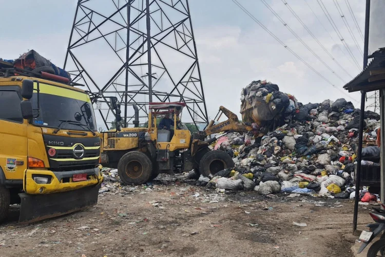 TPA Sarimukti Hanya Bertahan 6 Bulan Lagi, Ancaman Krisis Sampah Hantui Bandung Raya