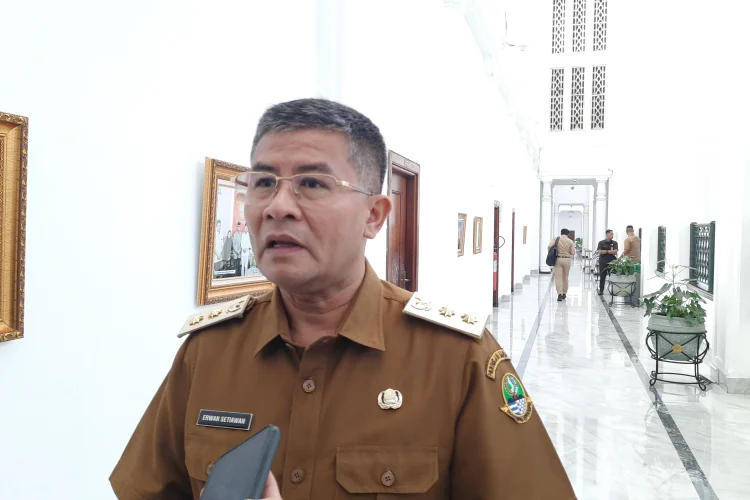 Pemprov Jabar Tergiur Bantuan Gratis Atasi Banjir, Sampah dan Transportasi dari Asing