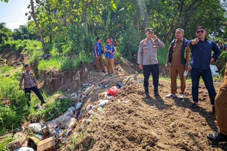 Lima Tahun Dibiarkan Jebol, DPRD Ultimatum BBWS Bangun Permanen Tanggul Simanis