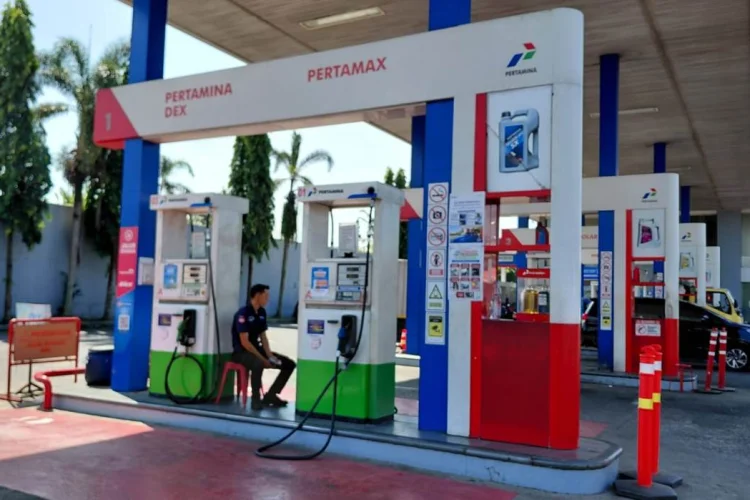 Pertamax Tembus Rp16.250 per Liter, Pengendara di Kota Tasikmalaya Kaget Saat Isi BBM