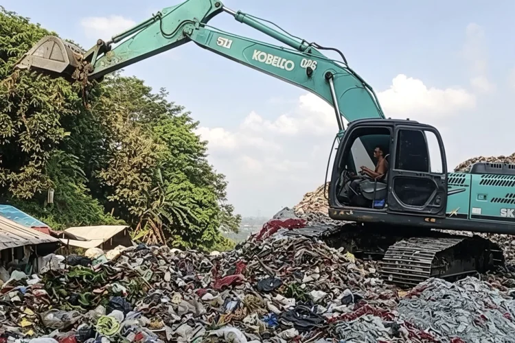 TPA Gunung Santri Akan Ditutup, Pemkab Cirebon Siapkan Lahan Baru  Seluas 5 Hektare