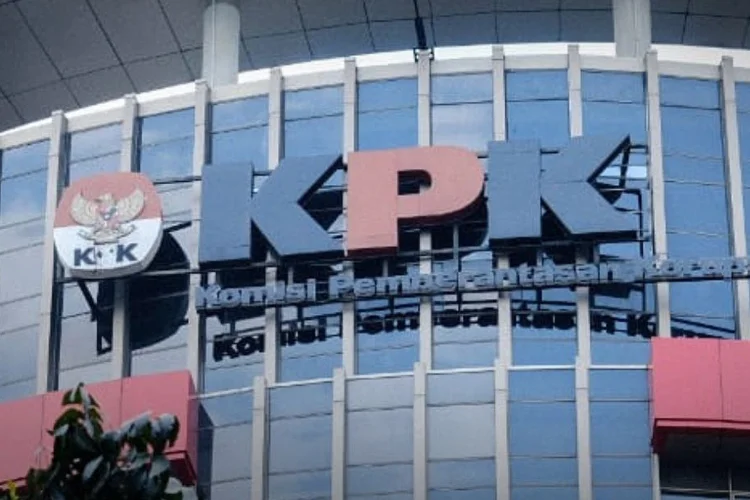 Ada 20 Nama Diduga Terlihat Korupsi MBG dengan 3 eks Petinggi BGN Termasuk KPK??