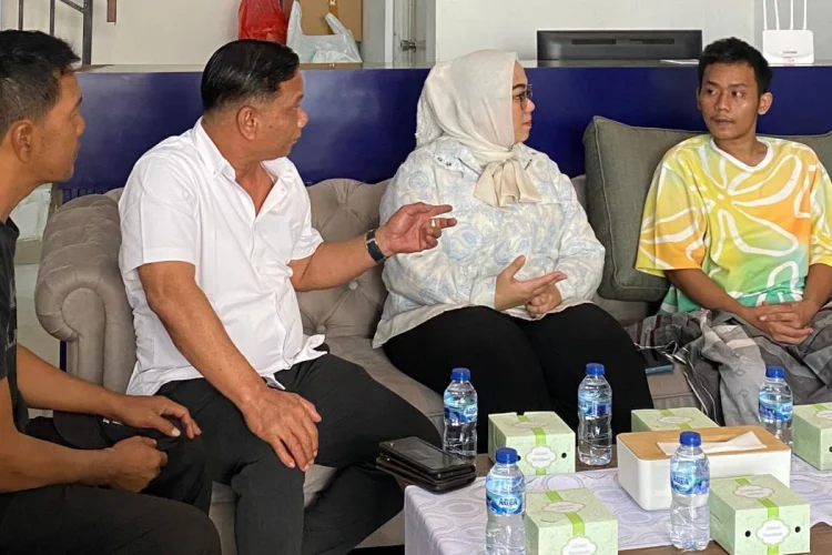 Lompat dari Lantai 3, Warga Karawang Korban TPPO di Kamboja Kembali ke Indonesia