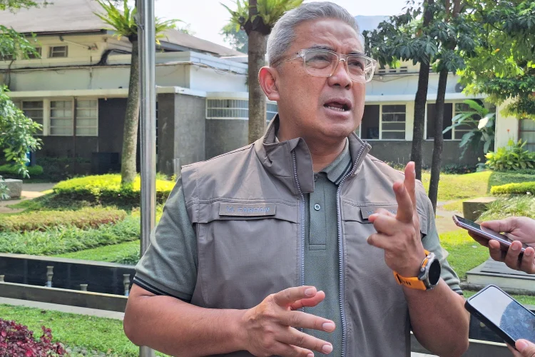 Farhan Sebut Antusiasme Nobar Piala Dunia Berbeda dengan Persib Bandung