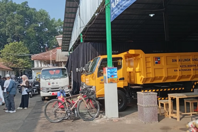 DLH Tambah Dua Armada Truk Sampah dan Tiga Motor Sampah
