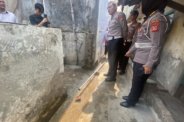 Antisipasi Kekeringan, Ditlantas Polda Jabar Bangun Sumur Bor di Desa Linggar