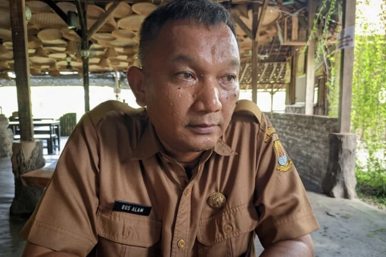 Camat Talun Hentikan Pengurugan Sawah TKD Sampiran yang Akan Dialihfungsikan