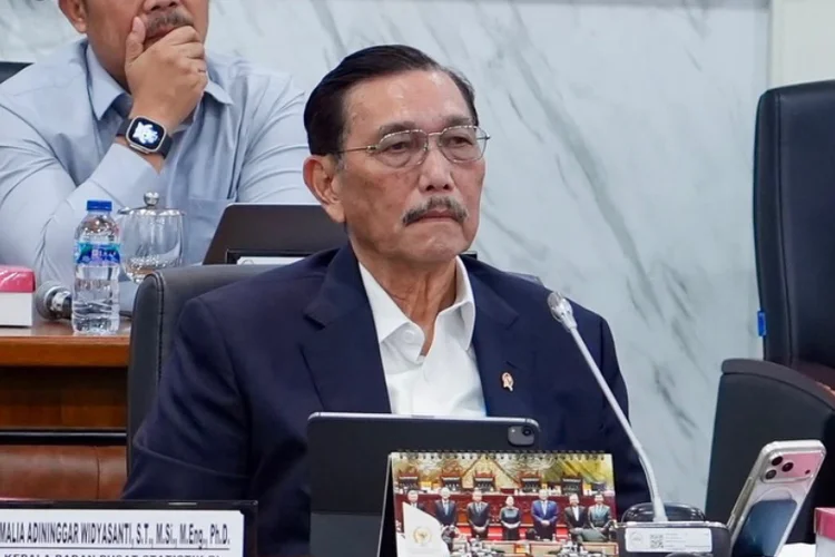 Meski Angka Kemiskinan Naik, Luhut Yakin Ekonomi RI Tetap Bisa Tumbuh