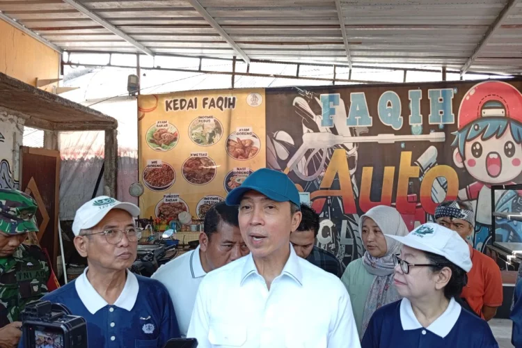 Tak Bisa Dibantu Pemerintah, Budha Tzu Chi Perbaiki Ratusan RTLH di Babakan Pasar