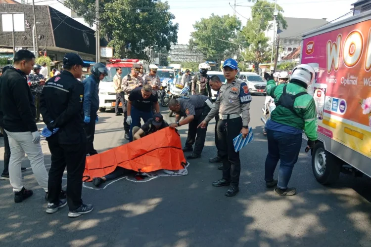 Motor Tabrak Motor di Pasirkaliki, Satu Orang Tewas
