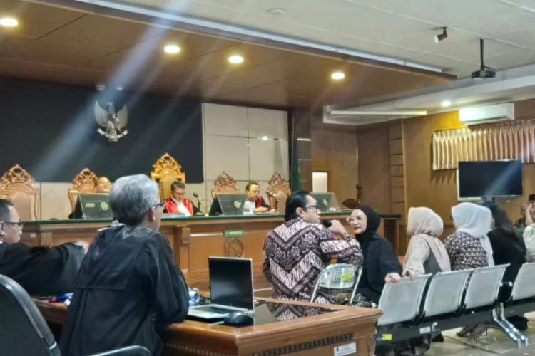 Hakim Pertanyakan Keterkaitan Ono Surono di Sidang Ijon Proyek Bekasi