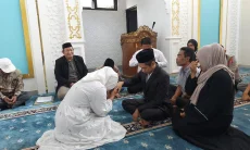 Tahanan Kasus Curat di Tasikmalaya Menikah di Masjid Polres, Akad Berlangsung Haru