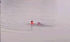 Viral Aksi Heroik Seorang Bapak Selamatkan Bocah Tenggelam di Waduk Dayung Indramayu