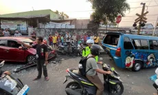 Polisi Selidiki Kecelakaan Beruntun 6 Kendaraan di Perlintasan Kebon Pedes Bogor