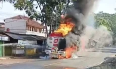Mobil Tangki Pengangkut BBM Terbakar, Jalur Cianjur-Sukabumi Ditutup