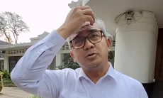 Farhan Tegaskan Hubungan dengan Erwin Tetap Cair, Isu Keretakan Disebut Sudah Selesai