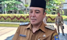 Isu Ketidakharmonisan dengan Wali Kota Bandung, Erwin Tunggu Arahan Partai