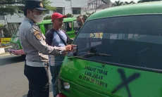 Penataan Angkot di Kota Bogor, Dishub Tilang dan Labeli Angkot Tua dengan Cat Semprot
