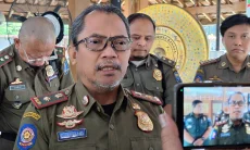 Satpol PP Kota Bandung Tuntaskan Pembongkaran 19 Reklame Bando, Masih Tersisa 66 Unit
