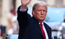 Trump Sebut Peluang Damai dengan Iran Terbuka, AS Siap Serang Jika Negosiasi Gagal