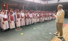 Kadisdik Kota Bandung Minta Orang Tua Tak Lagi Antar Anak SMP ke Gerbang Sekolah