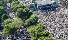 Haul di Situbondo: Ratusan Ribu Jemaah Berselawat Nariyah untuk Keselamatan Bangsa