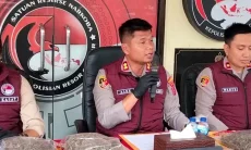 Kemas Ganja 15 Kg Mirip Makanan Beku, Dua Bandar Narkoba Diringkus Polres Cianjur