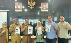 Naik Kelas! Pemkab Indramayu Kemas Bandeng Kuah Gomyang Cabut Duri dalam Pouch