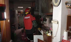 Lupa Matikan Kompor, Rumah di Kompleks Pharmindo Cimahi Selatan Dilalap Api