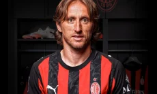 Luka Modric Kembali Dikontrak AC Milan Hingga 2027