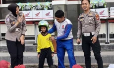 HAN, DAM dan Polres Cimahi Edukasi Keselamatan Berkendara dan Bagikan Helm