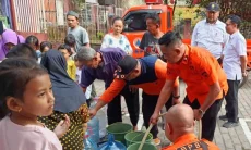 Kekeringan Makin Parah, 100 Ribu Liter Air Bersih Disalurkan ke Warga Cianjur