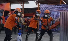 Pencari Barang Bekas Terjatuh ke Tebing Curam di Sukajadi Bandung